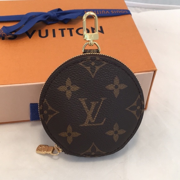 Louis Vuitton Bags Louis Vuitton Round Coin Purse Poshmark